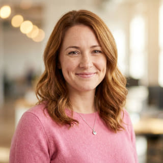 Emily Watson, Head of Customer Support at Bright Stakeldom, profile picture